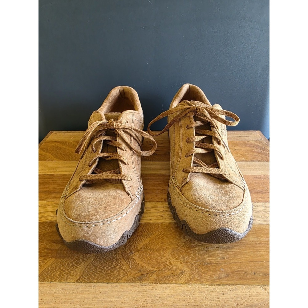 Skechers Relaxed Fit Womens 8 Desert Suede Lace Up Sneakers Tan